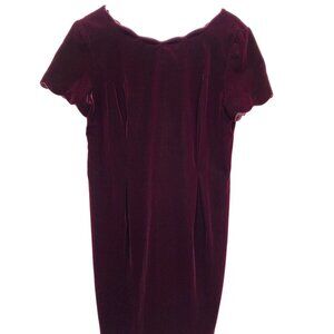 Maggy London Petites Velvet Mid Dress  Burgundy Short Sleeve Scalloped Size 14